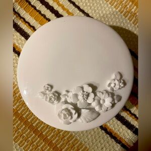 Wedgewood Petal bone china made in England trinket holder with lid.